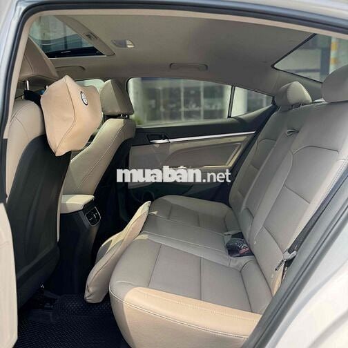 Hyundai Elantra 2021 2.0 AT - 7000 km