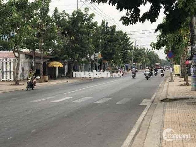 Cho thuê nhà mặt tiền đường Nguyễn Văn Bứa