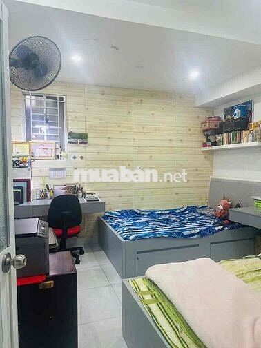 Bán nhà mới 27m2 đúc BTCT khu dân cư không QH hẻm 137 Trần Đình Xu Q1