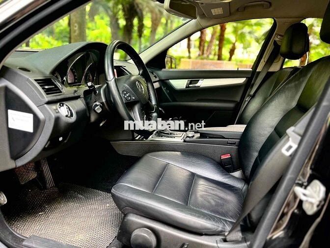 Mercedes Benz C Class Đen, Sản xuất 2010, Sedan