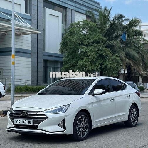 Hyundai Elantra 2021 2.0 AT - 7000 km