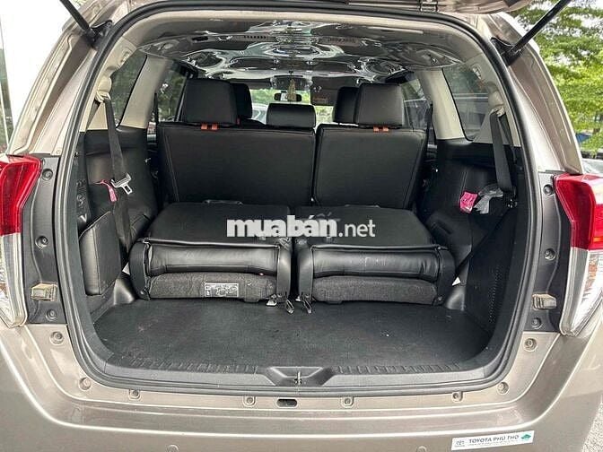 Toyota Innova 2020 2.0E - chuẩn 4.4v km siêu chất