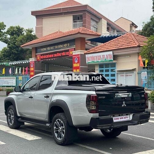 Mitsubishi Triton 2019 4x4 AT Mivec Premium