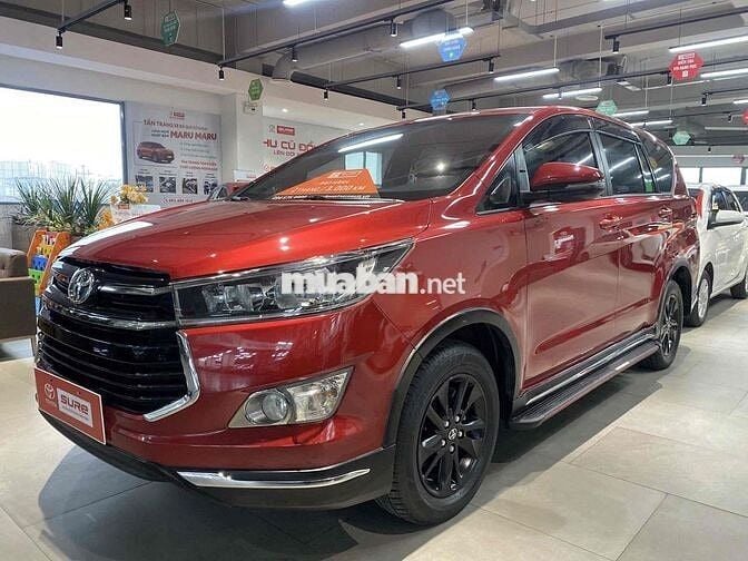 Toyota Innova 2018 Venturer odo 5.8v cực đẹp