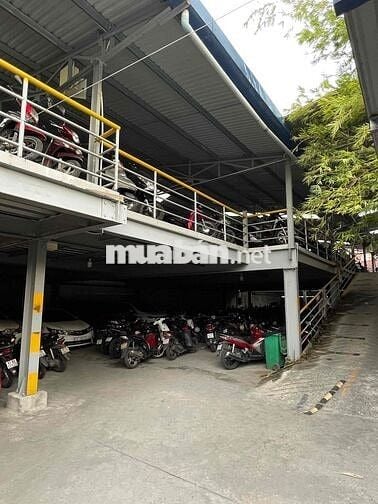 Mặt bằng 5x17 mặt tiền trung tâm Q1 - bãi xe lớn