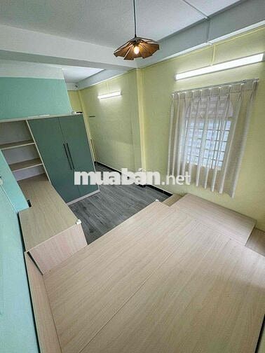 Cho thuê phòng studio ban công siêu đẹp như hình q1
