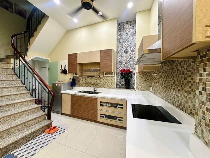 Nhà đẹp nguyên căn Bình Thạnh, P.21 cho thuê - 3 Tầng, Đủ đồ - 17.5TR