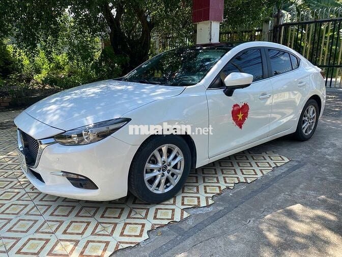 Mazda 3 2017 1.5 AT Sedan - 600000 km