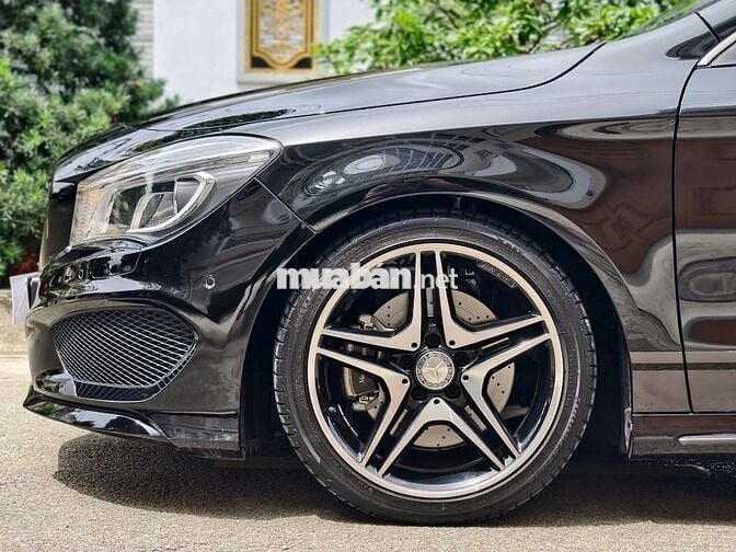 Mercedes Benz GLA Class 2014  - 12000 km
