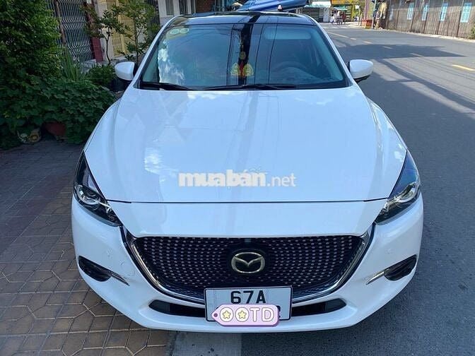 Mazda 3 2017 1.5 AT Sedan - 600000 km