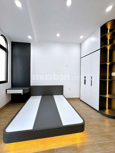NGỘP NỢ BÁN GẤP NHÀ TRẦN VĂN ĐANG QUẬN 3 GIÁ 2 TỶ 450 GẦN SIÊU THỊ