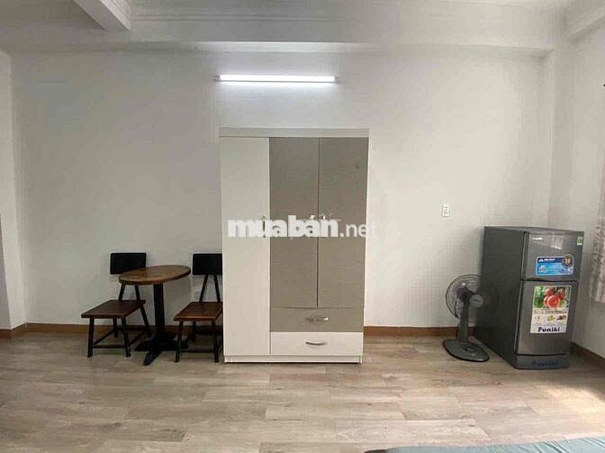 CHO THUÊ PHÒNG STUDIO FULL NT GẦN ĐH VĂN LANG, HUTECH,GTVT, UEF