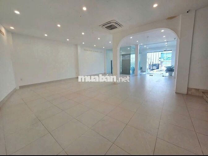 TOÀ NHÀ MỚI XÂY MT PHAN ĐÌNH PHÙNG - NGANG 9X18 SÀN SUÔT 4 TẦNG - 95TR