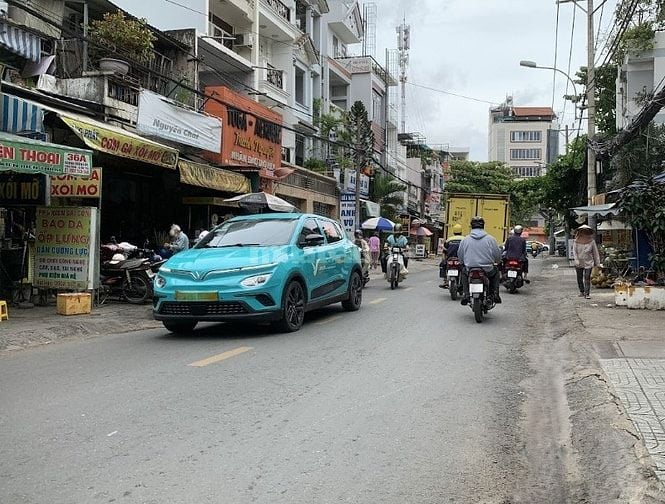 Nhà MT 42 Huỳnh Thiện Lộc 8.5x18m đúc 4 tầng vị trí kinh doanh đắc địa