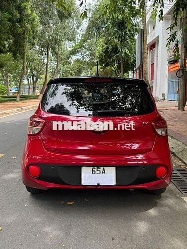 Hyundai Grand i10 2018 AT Hatchback - Số tự động