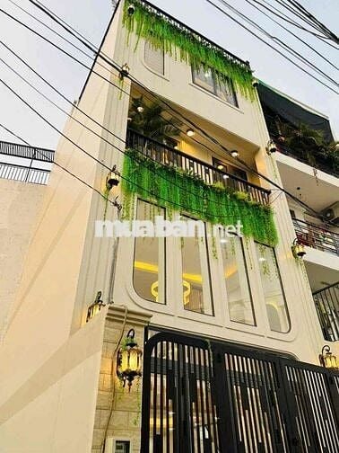 NHÀ MỚI FULL OPTION CAO CÂP SAU CĂN MẶT TIỀN,ĐƯỜNG 4,5m XE HƠI VÀO NHÀ