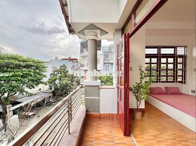 CHÍNH CHỦ STUDIO BANCOL DIỆN TÍCH CỰC RỘNG, THÍCH HỢP SINH VIÊN Ở NHÓM