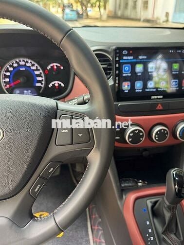 Hyundai Grand i10 2018 AT Hatchback - Số tự động