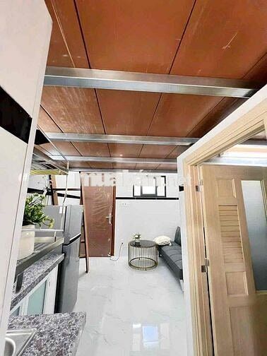 1 trệt 1 lửng ở được 4-5 bạn sinh viên siêu xịn