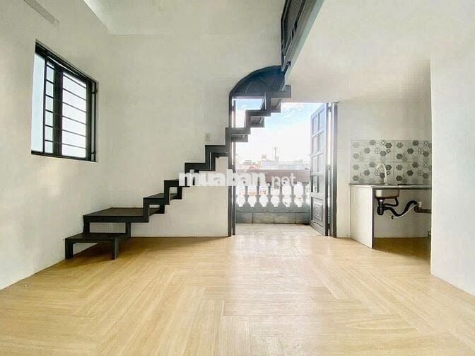 Căn Duplex có ban công- Gác dễ đi- Thoáng mát- Ấm áp- Giá chỉ 4tr5