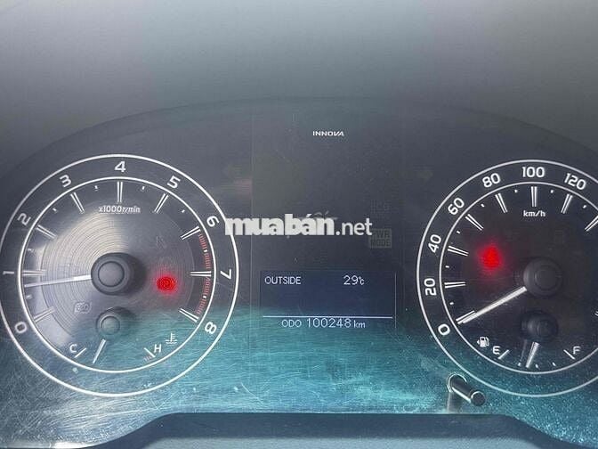 Toyota Innova 2018 2.0E - 10023 km