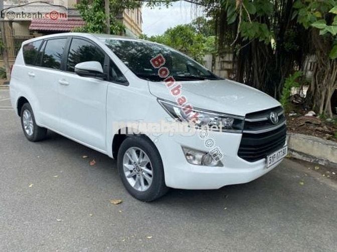 Toyota Innova 2.0E 2019