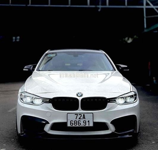 BMW 3 Series 2015 320i - 85000 km đồ chơ nhiều