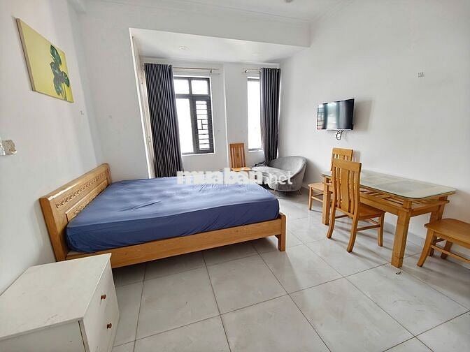 STUDIO THANG MÁY FULL NỘI THẤT CÁCH CÔNG VIÊN GIA ĐỊNH 200M