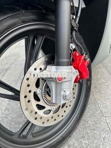SH 125 ABS 2025 xám xi măng chạy 500km- Mới Keng