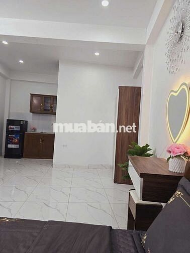 Siêu phẩm CCMN 30-35m2 Full nội thất. Phòng rộng thoáng tại Mễ Trì Hạ