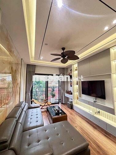 ❌NHÀ ĐẸP PỐ NGỌC THUỴ HƠN 11 TỈ Ô TÔ NGỦ TROG NHÀ. 48M.FULL NỘI THẤT❌