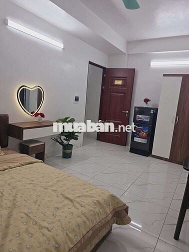 Siêu phẩm CCMN 30-35m2 Full nội thất. Phòng rộng thoáng tại Mễ Trì Hạ