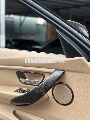 BMW 3 Series 2015 320i - 85000 km đồ chơ nhiều