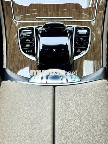 Mercedes GLC250 4Matic SX 2016 full bảo dưỡng