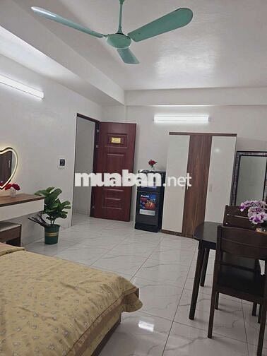 Siêu phẩm CCMN 30-35m2 Full nội thất. Phòng rộng thoáng tại Mễ Trì Hạ