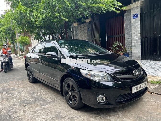 Toyota Corolla Altis 2012 2.0V - 90000 km