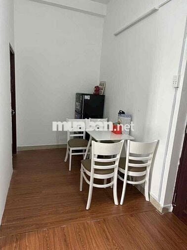 2PN Full Nội Thất, Cửa Sổ Thoáng, Nhà Ít Khi Trống 4 xe
