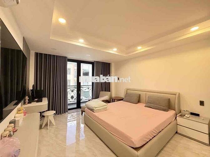NHÀ MẶT TIỀN THÍCH QUẢNG ĐỨC - F5 - PHÚ NHUẬN