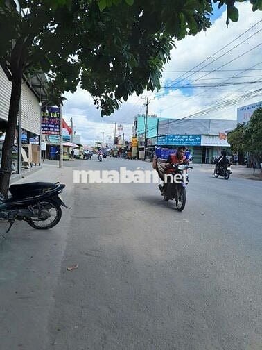 Bán nhà mặt tiền 24A - KDC Tân Đức,kinh doanh buôn bán sầm uất