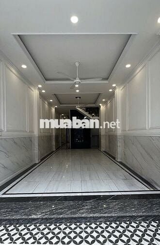NHÀ 5 TẦNG - THANG MÁY - NGAY AEON - HXT- SÁT CÔNG VIÊN - NHỈNH 11 TỶ
