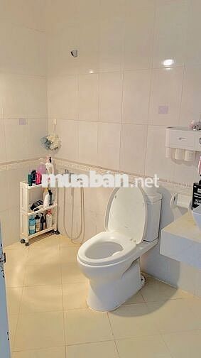 Chính chủ Bán căn hộ chung cư mặt phố - Tòa cán bộ Vinaconex -Cực hiếm