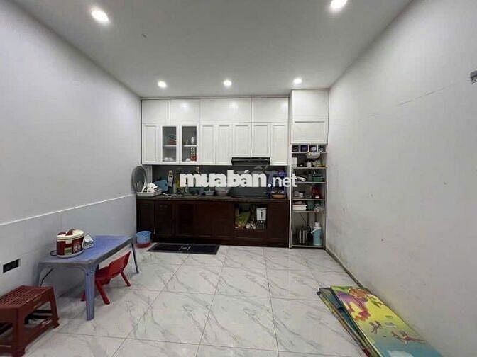 📢📢📢45m2 x 4 tầng Thạch Bàn, Ô Tô Đỗ Ngay Trục Chính – Nhỉnh 5 tỷ xíu