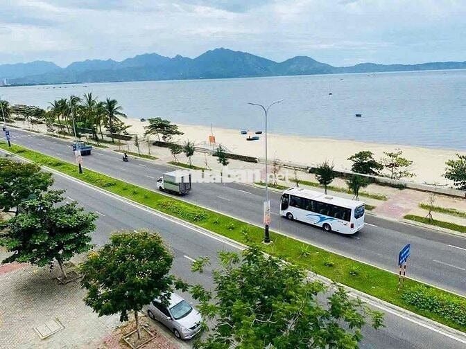 KHO 351M2 MT NGUYỄN TẤT THÀNH 2 TẦNG 4PN
