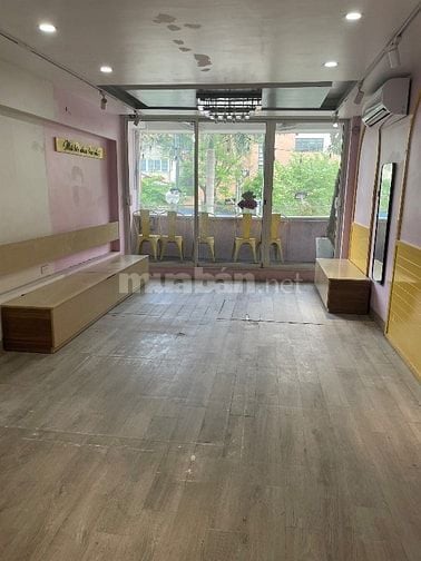 Cho Thuê Cửa Hàng hoặc Văn Phòng