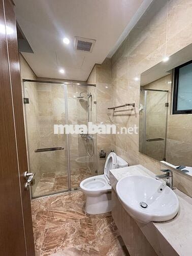 Căn góc pen hợp lý túi tiền các đại gia