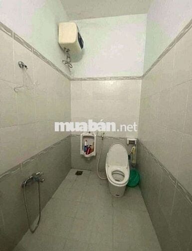 NHÀ 3 TẦNG ĐƯỜNG VŨ QUỲNH, SÁT BIỂN, 4PN, CÓ NỘI THẤT