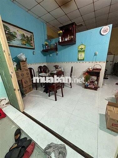 Hẻm Hòa Bình, Sát Đầm Sen, 2 tầng, nhà cũ, giá bao tốt, ngang 6,9m