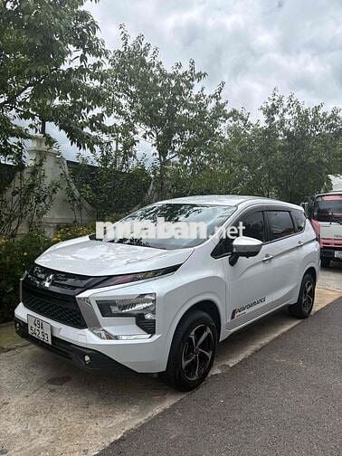 Bán xe Xpander Sx2022 Fom mới số tự động .