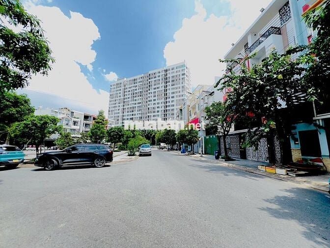 GIá tốt -Lô đất Mặt tiền đường Đào Trinh Nhất- 120m2- SHR- 11.3 tỷ