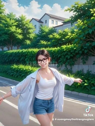 Hiện mình đã có giấy định cư nên sang lại toàn bộ quần áo taị shop
